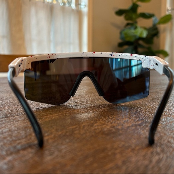 Pit Viper Merika XS sunglasses 🕶️ - Picture 4 of 7